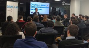 Lee más sobre el artículo El pasado 25 de enero, los alumnos participantes del Growlab 2019 asistieron a la Conferencia de Matemáticas ofrecida por Jesús Soto: “Google, Zombies y otros Superpoderes Matemáticos”